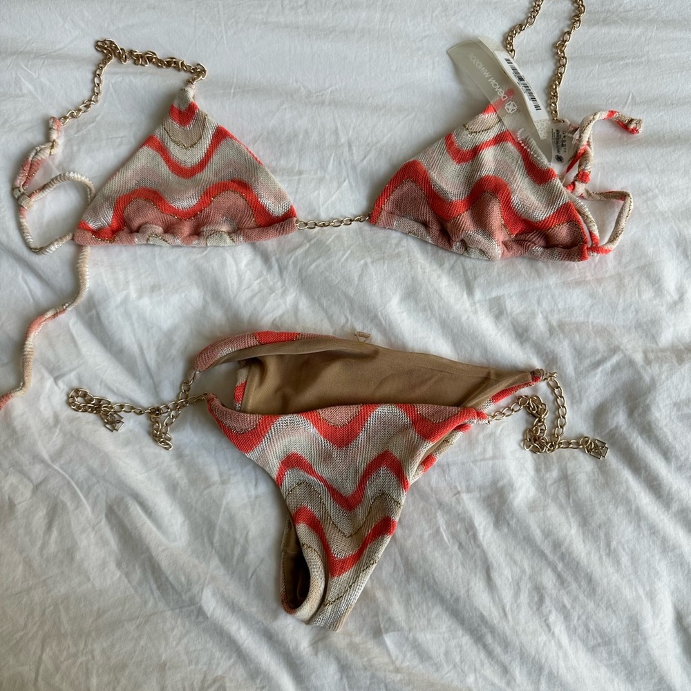 Devon Windsor Never Worn Zig zag coral gold swimsuit